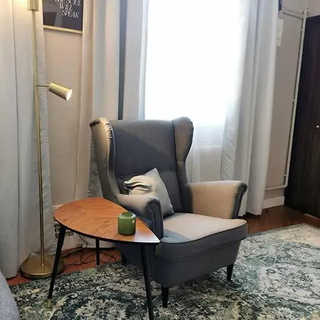 Le 1675_ii - Confort Et Charme De L'ancien Apartmán *
